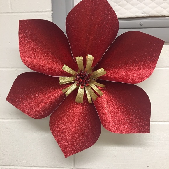 Flores - Picture 2 of 2